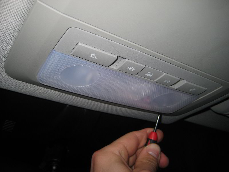 GM-Chevrolet-Cruze-Map-Light-Bulbs-Replacement-Guide-003