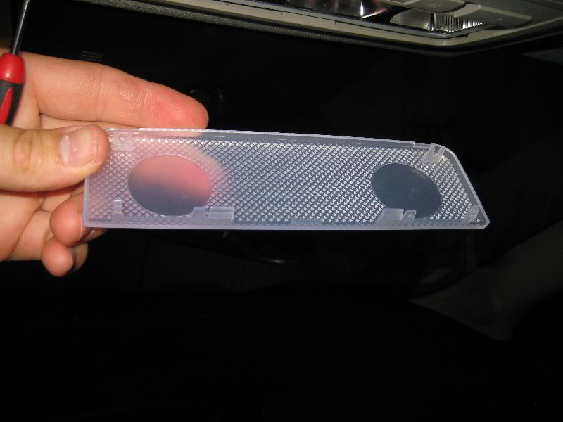 GM-Chevrolet-Cruze-Map-Light-Bulbs-Replacement-Guide-005