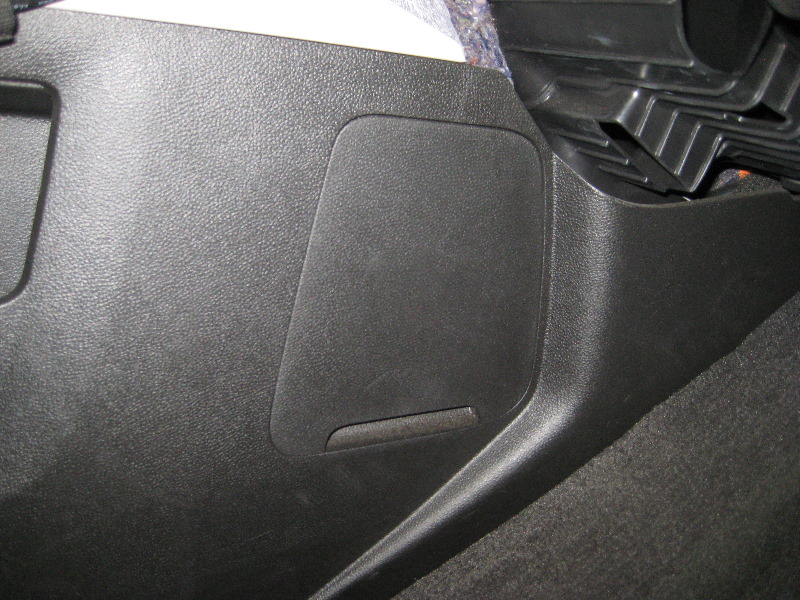 GM-Chevrolet-Equinox-Electrical-Fuse-Replacement-Guide-020