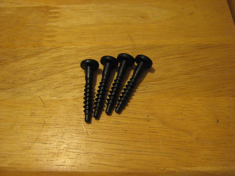 GM-Chevrolet-Equinox-Engine-Air-Filter-Replacement-Guide-003