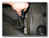 GM-Chevrolet-Equinox-Engine-Air-Filter-Replacement-Guide-002