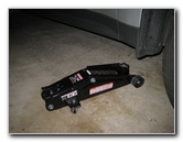 GM-Chevrolet-Equinox-Front-Brake-Pads-Replacement-Guide-037