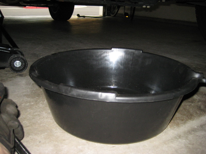 GM-Chevrolet-Equinox-LFW-V6-Engine-Oil-Change-Guide-010