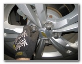 GM-Chevrolet-Equinox-Rear-Brake-Pads-Replacement-Guide-004