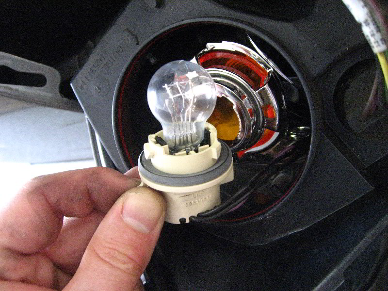 GM-Chevy-Malibu-Headlight-Bulbs-Replacement-Guide-025