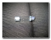 Chevrolet-Silverado-Dome-Light-Bulbs-Replacement-Guide-007