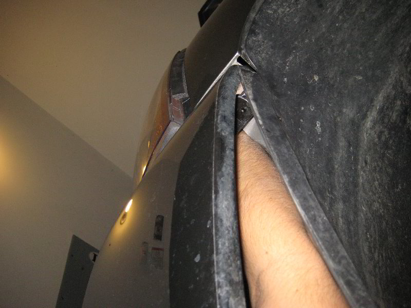 Chevrolet-Silverado-Headlight-Bulbs-Replacement-Guide-055