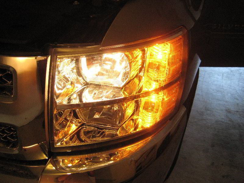 Chevrolet-Silverado-Headlight-Bulbs-Replacement-Guide-074