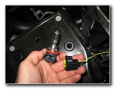 Chevrolet-Silverado-Headlight-Bulbs-Replacement-Guide-017