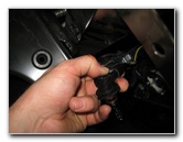 Chevrolet-Silverado-Headlight-Bulbs-Replacement-Guide-027