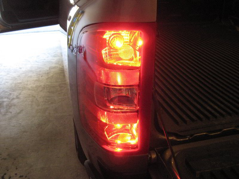 GM-Chevrolet-Silverado-Tail-Light-Bulbs-Replacement-Guide-030