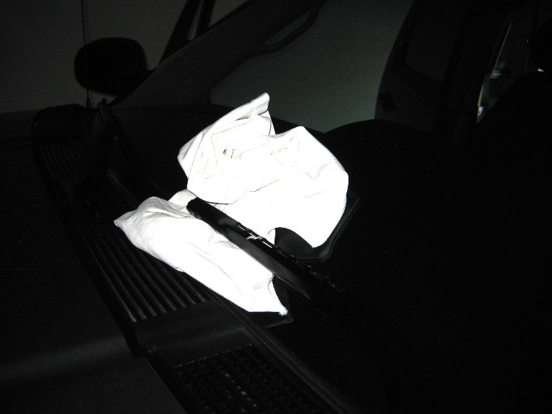 Chevrolet-Silverado-Windshield-Wiper-Blades-Replacement-Guide-008