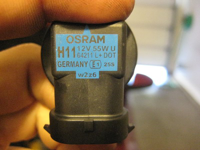 GM-Chevrolet-Sonic-Headlight-Bulbs-Replacement-Guide-011