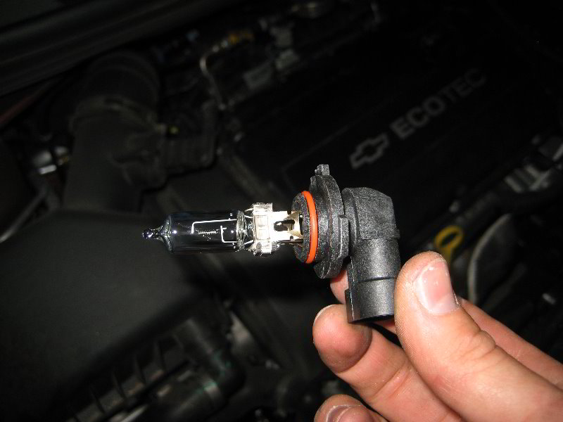 GM-Chevrolet-Sonic-Headlight-Bulbs-Replacement-Guide-022