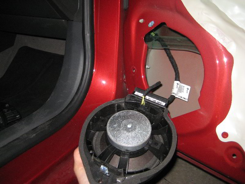 GM-Chevrolet-Sonic-Interior-Door-Panel-Removal-Guide-025