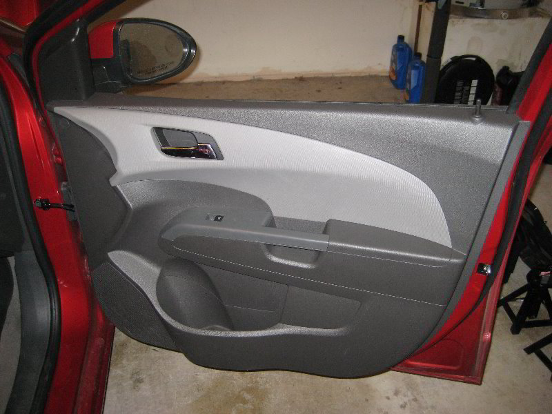 GM-Chevrolet-Sonic-Interior-Door-Panel-Removal-Guide-042