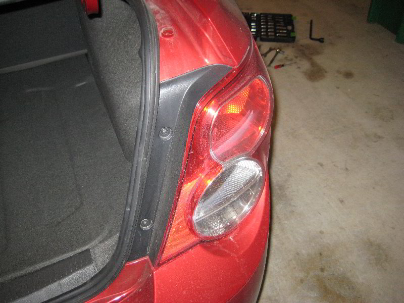 GM-Chevrolet-Sonic-Tail-Light-Bulbs-Replacement-Guide-002