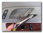 GM-Chevrolet-Tahoe-Interior-Door-Panel-Removal-Guide-003