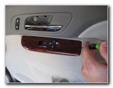 GM-Chevrolet-Tahoe-Interior-Door-Panel-Removal-Guide-010