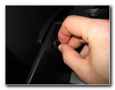 GM-Chevrolet-Traverse-Cabin-Air-Filter-Replacement-Guide-008