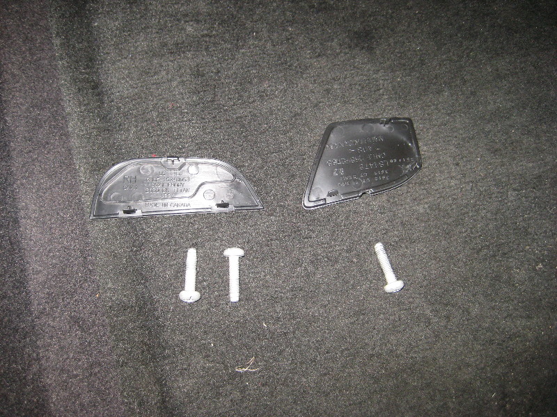 GM-Chevrolet-Traverse-Door-Panel-Removal-Guide-009