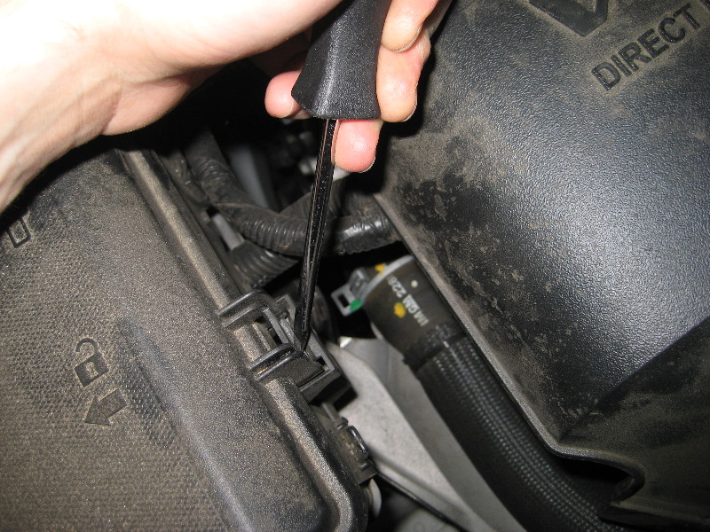 GM-Chevrolet-Traverse-Electrical-Fuse-Replacement-Guide-005