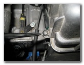 GM-Chevrolet-Traverse-Engine-Air-Filter-Replacement-Guide-002