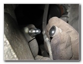 GM-Chevrolet-Traverse-Front-Brake-Pads-Replacement-Guide-029