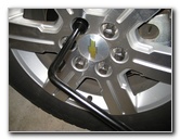 GM-Chevrolet-Traverse-Front-Brake-Pads-Replacement-Guide-033