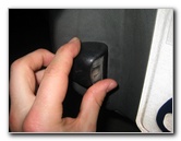 GM-Chevrolet-Traverse-License-Plate-Light-Bulbs-Replacement-Guide-008