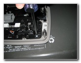 GM-Chevrolet-Traverse-Map-Light-Bulbs-Replacement-Guide-007