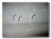 GM-Chevrolet-Traverse-Map-Light-Bulbs-Replacement-Guide-009