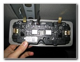 GM-Chevrolet-Traverse-Reading-Light-Bulbs-Replacement-Guide-004