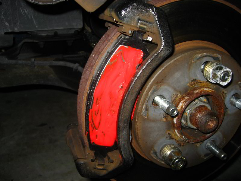 Grand-Prix-Front-Brake-Pads-Replacement-Guide-058