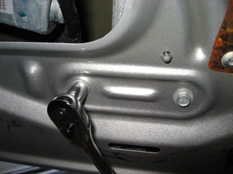 GM-Window-Motor-Regulator-Replacement-025