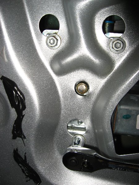 GM-Window-Motor-Regulator-Replacement-027