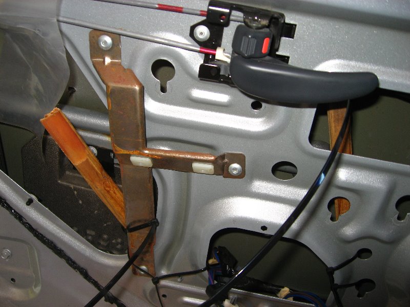 GM-Window-Motor-Regulator-Replacement-030