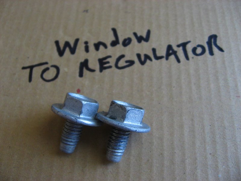 GM-Window-Motor-Regulator-Replacement-041