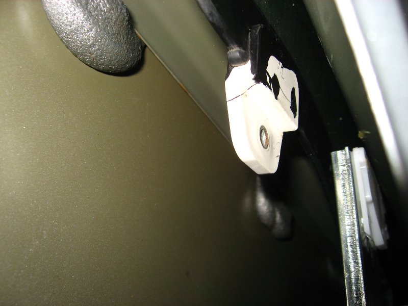 GM-Window-Motor-Regulator-Replacement-055