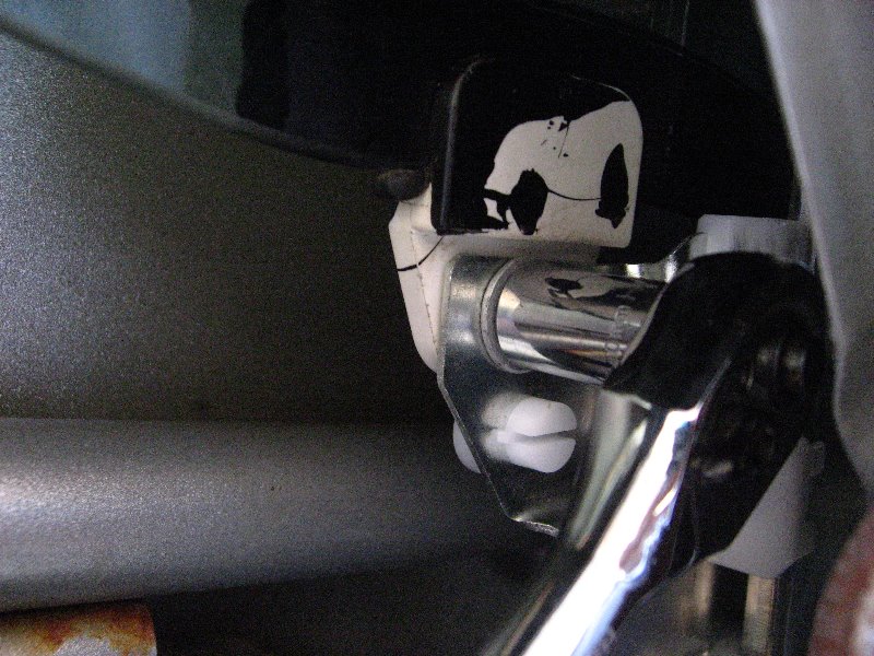 GM-Window-Motor-Regulator-Replacement-060