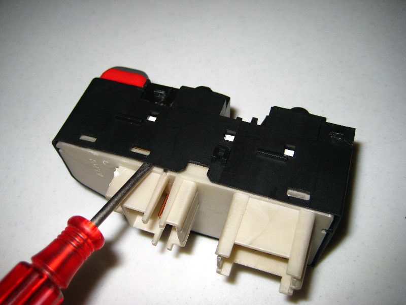 GM-Power-Window-Switch-Contacts-Cleaning-Guide-014