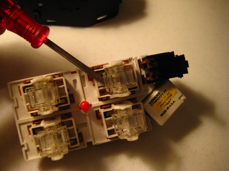 GM-Power-Window-Switch-Contacts-Cleaning-Guide-020