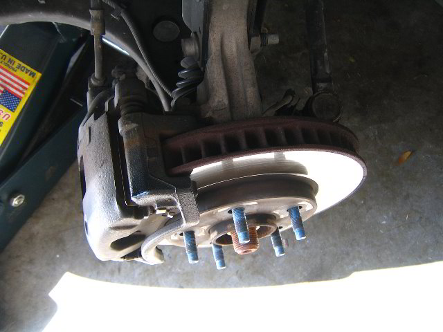 GM-Pontiac-Wheel-Bearing-Hub-Assembly-Repair-03