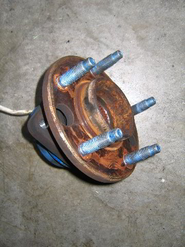 GM-Pontiac-Wheel-Bearing-Hub-Assembly-Repair-28