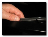 2007-2016-GMC-Acadia-Rear-Window-Wiper-Blade-Replacement-Guide-012
