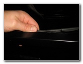 2007-2016-GMC-Acadia-Rear-Window-Wiper-Blade-Replacement-Guide-014