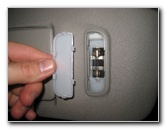 2007-2016-GMC-Acadia-Vanity-Mirror-Light-Bulbs-Replacement-Guide-004