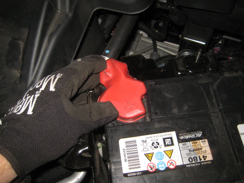 GMC-Terrain-12V-Automotive-Battery-Replacement-Guide-041