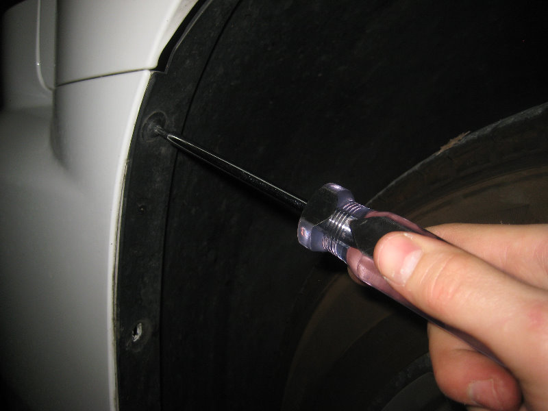 GMC-Terrain-Headlight-Bulbs-Replacement-Guide-009