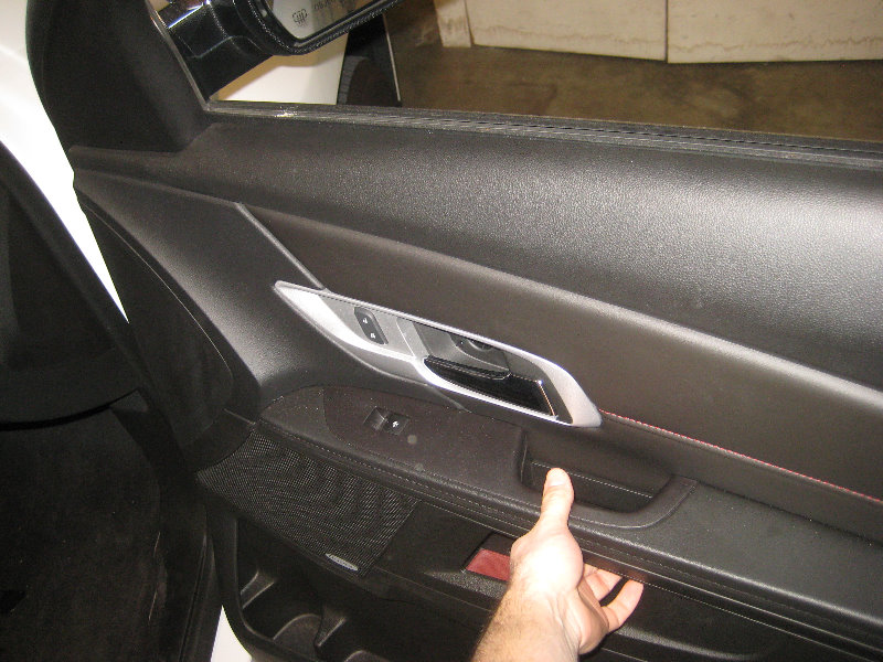GMC-Terrain-Interior-Door-Panel-Removal-Guide-016